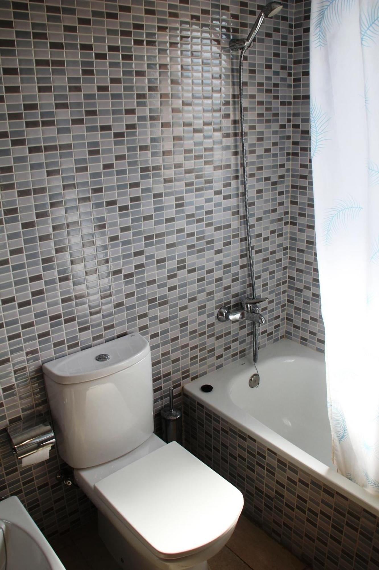 Hotur Via Augusta Villa Creixell Bilik gambar